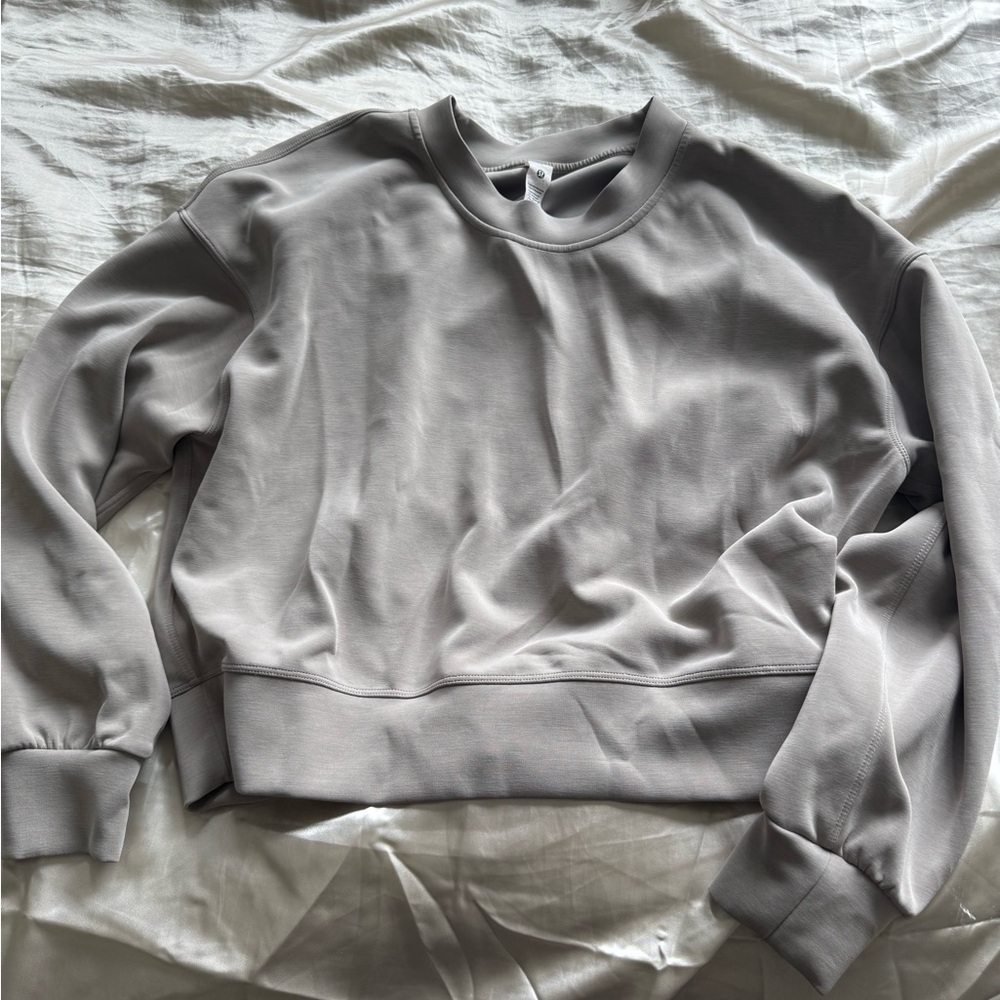 Lululemon Athletica Light Sweatshirt